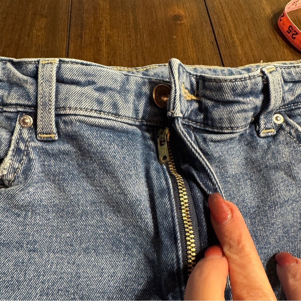 H&M High Waist Bootcut Jeans Light Wash | US 2 | Flare Denim - Picture 5 of 10